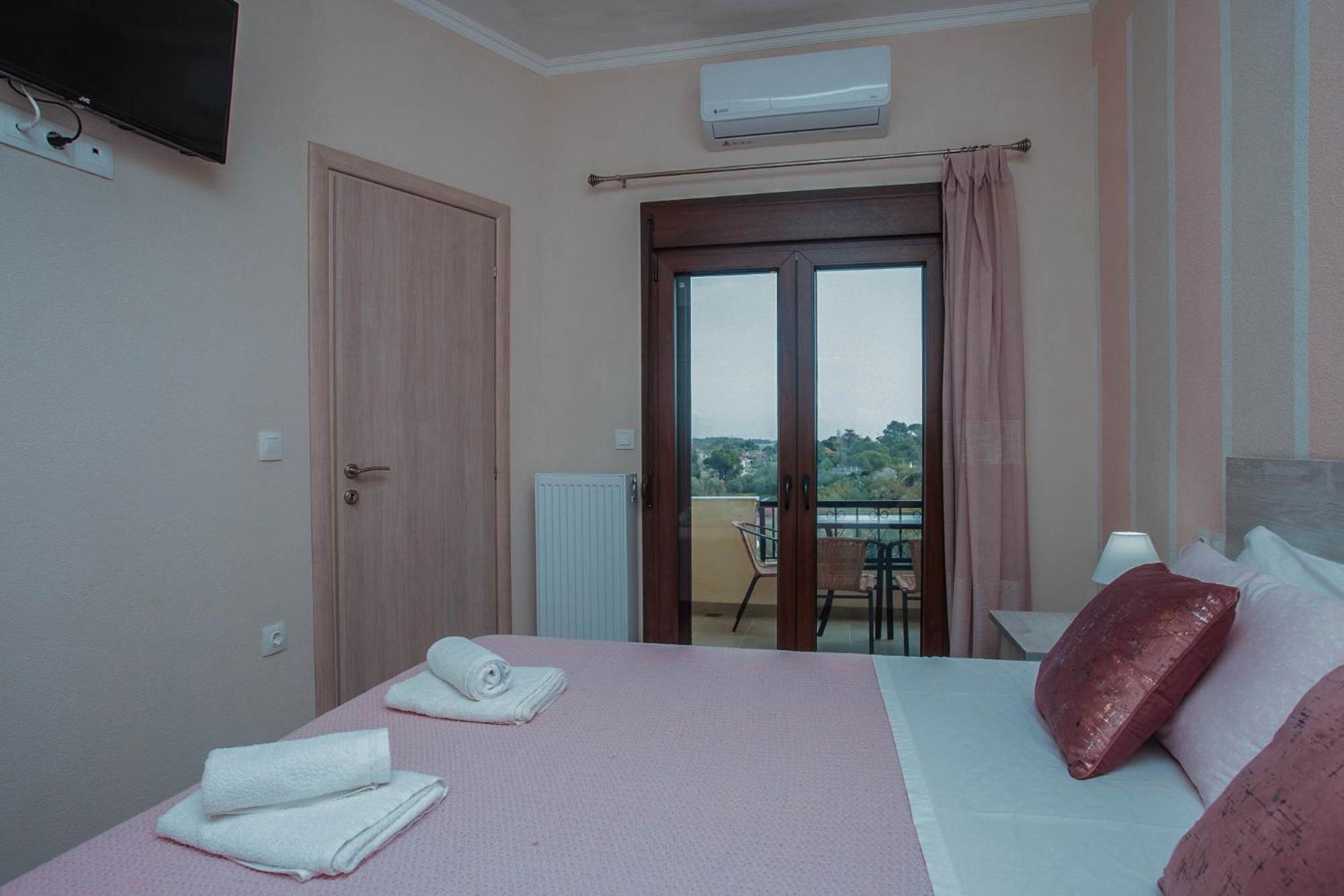 Apartamento House Christina Vourvourou Exterior foto